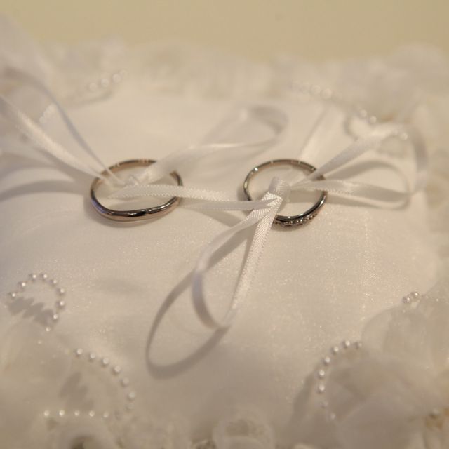 【FRAU KOBE JAPAN(フラウ コウベ ジャパン)の口コミ】 指輪を購入するならフラウ神戸と決めていました。Lady Tiaraは指が綺麗に…