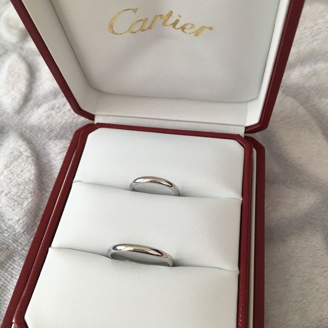 【カルティエ(Cartier)の口コミ】 とにかくシンプルな、プラチナの結婚指輪を探していました。他のブランド…