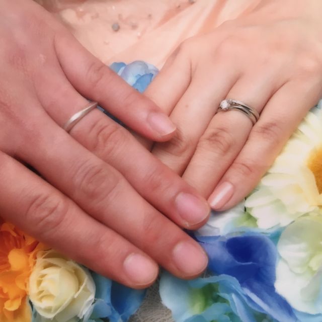 【エクセルコダイヤモンド(EXELCO DIAMOND)の口コミ】 シンプルなデザインではなく、少し変わったデザインが良かった私達に勧め…