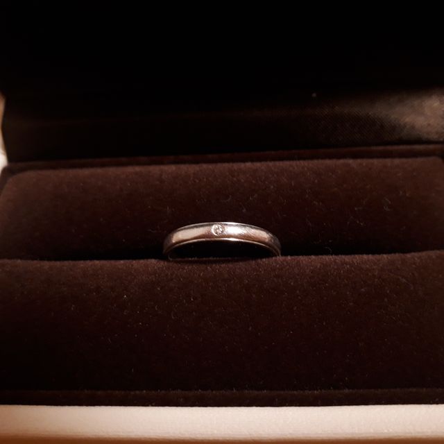 【アイプリモ(I-PRIMO)の口コミ】 当日は細いリングが流行っていましたが、存在感のある太さが欲しくこちら…