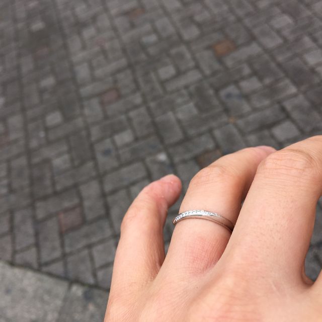 【4℃ BRIDAL(ヨンドシーブライダル)の口コミ】 一言で言うと一目惚れをしました。
いくつか店舗を見て、なかなか気にいる…