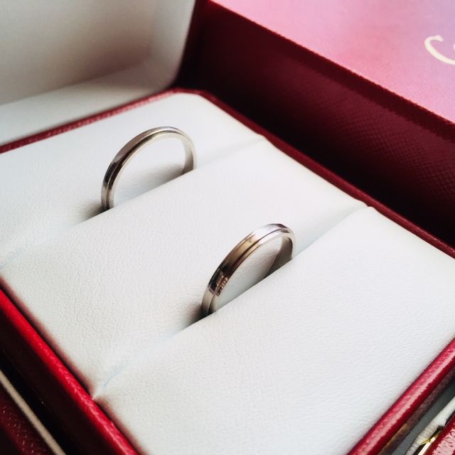 【カルティエ(Cartier)の口コミ】 結婚指輪は長くつけるものなので飽きのこないシンプルな形を優先して選び…
