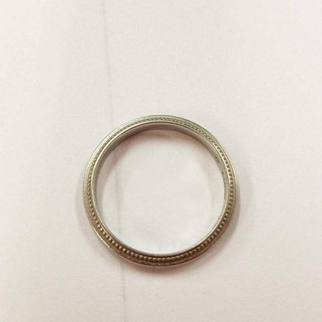 【アイプリモ(I-PRIMO)の口コミ】 シンプルなデザインで探していました。宝石に興味がないので付いていない…