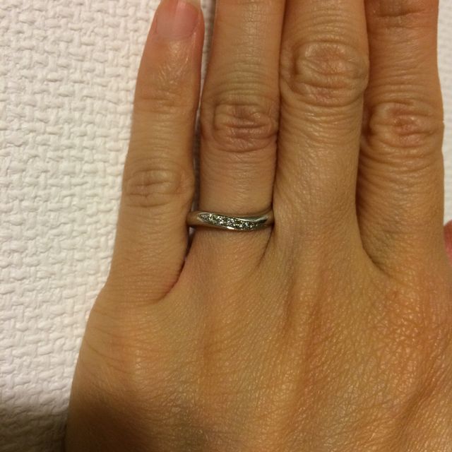 【アイプリモ(I-PRIMO)の口コミ】 逆S字というあまり聞かないカーブの入り具合がとても指、手全体にフィット…