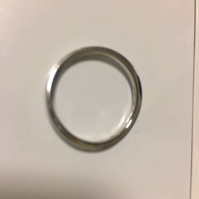 【銀座ダイヤモンドシライシの口コミ】 指にはめたとき、ダイヤモンドシライシさんの特徴で、全くゴツゴツした感…