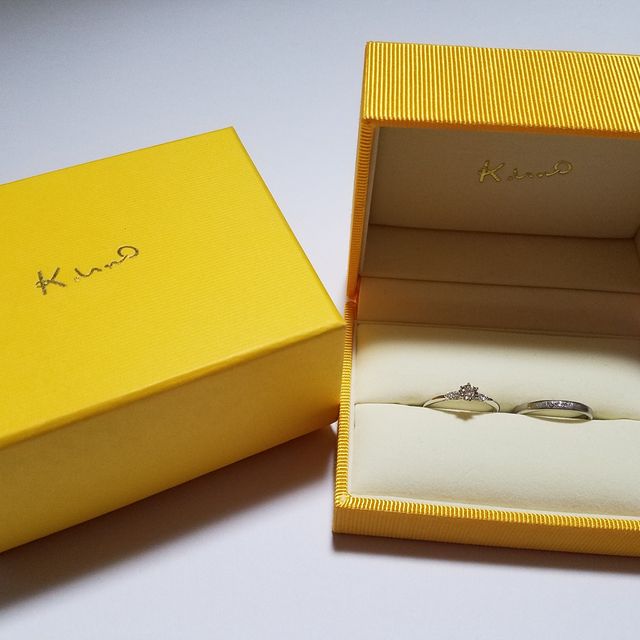 【ケイウノ ブライダル(K.UNO BRIDAL)の口コミ】 婚約指輪がk.unoだったため
こうしてほしいという要望を伝えて
作ってもら…