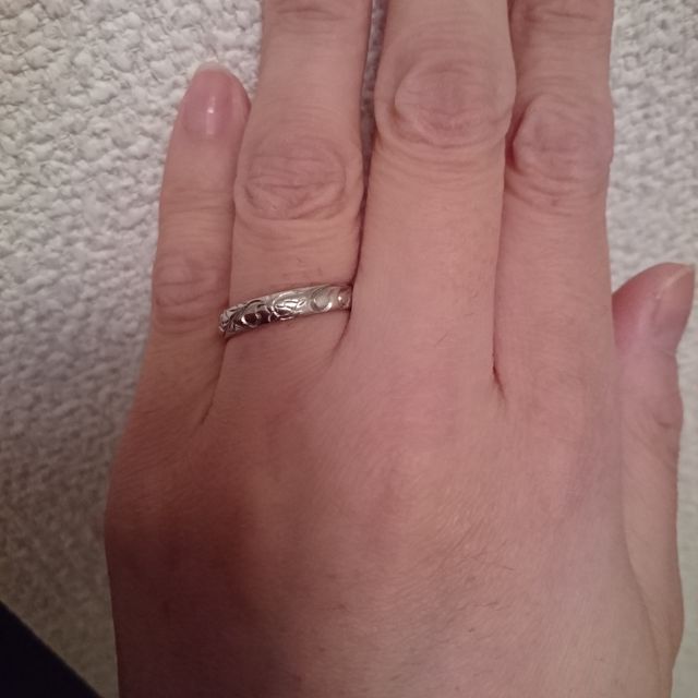 【TRESOR(トレゾア)の口コミ】 一見、結婚指輪っぽくないところが逆に気に入りました。本当は何軒か回る…