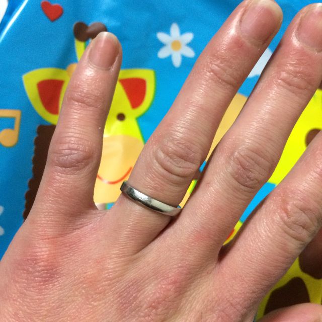 【BLOOM(ブルーム)の口コミ】 旦那が金属アレルギーで
普通のがつけれず店員さんが
ステンレスがいいと…