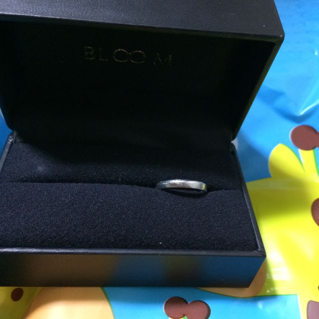 【BLOOM(ブルーム)の口コミ】 旦那が金属アレルギーで
普通のがつけれず店員さんが
ステンレスがいいと…
