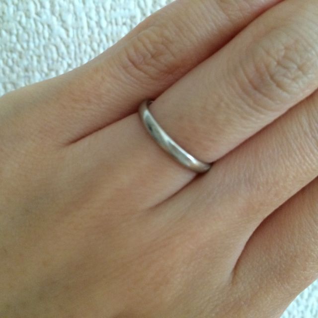 【銀座ダイヤモンドシライシの口コミ】 アクセサリーとしては凝った装飾のものが好みですが、サラリーマンの夫と…