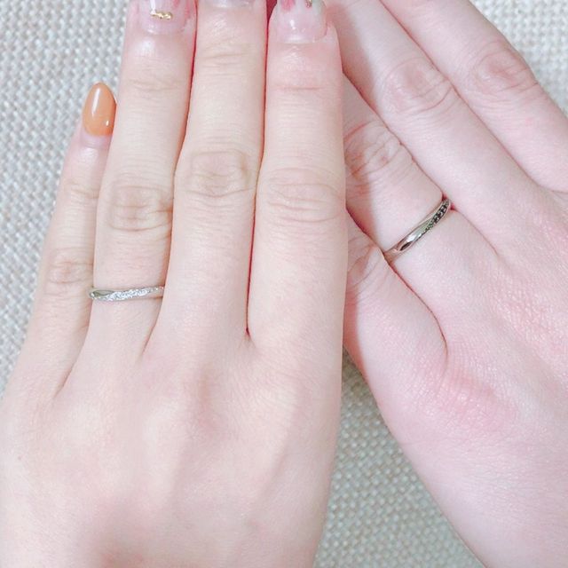 【Ponte Vecchio(ポンテヴェキオ)の口コミ】 私よりも夫の方がこだわりが強く、石無しはシンプル過ぎる！でも派手だと…