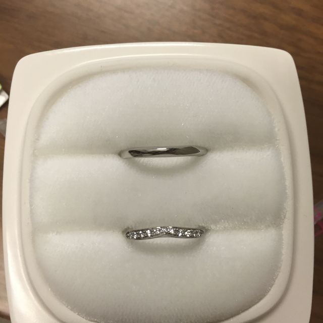 【俄(にわか)の口コミ】 もともと有名海外ブランドには興味が無かったので、日本の指輪ブランドが…