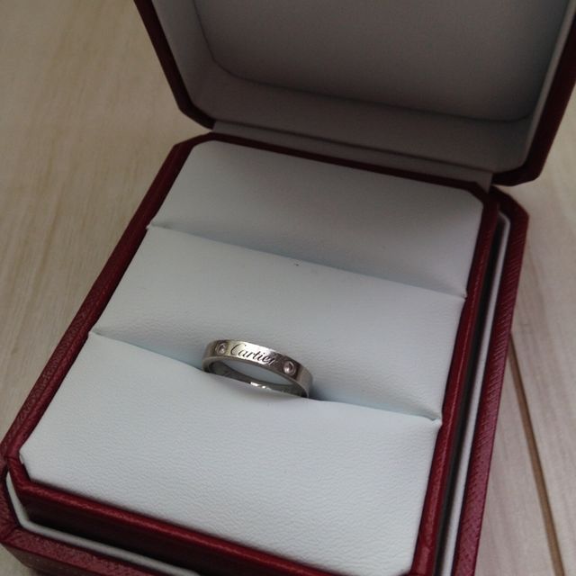 【カルティエ(Cartier)の口コミ】 ブランドはカルティエ（夫の好み）かシャネル（私の好み）のどちらかで検…