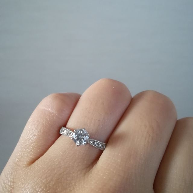 【BRILLIANCE+(ブリリアンスプラス)の口コミ】 決めているブランドも特になかったのでお店を休みの日に一人で色々見て回…