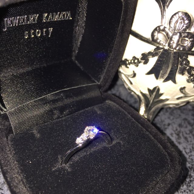 【JEWELRY  KAMATA(ジュエリーかまた)の口コミ】 先に決めていた結婚指輪の
デザインとぴったりはまったので
即決でした！…