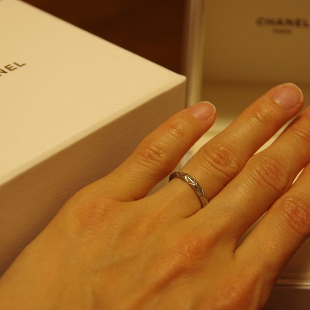 【シャネル(CHANEL)の口コミ】 マトラッセ（キルティング）のデザインがとてもおしゃれで、少し丸みもあ…