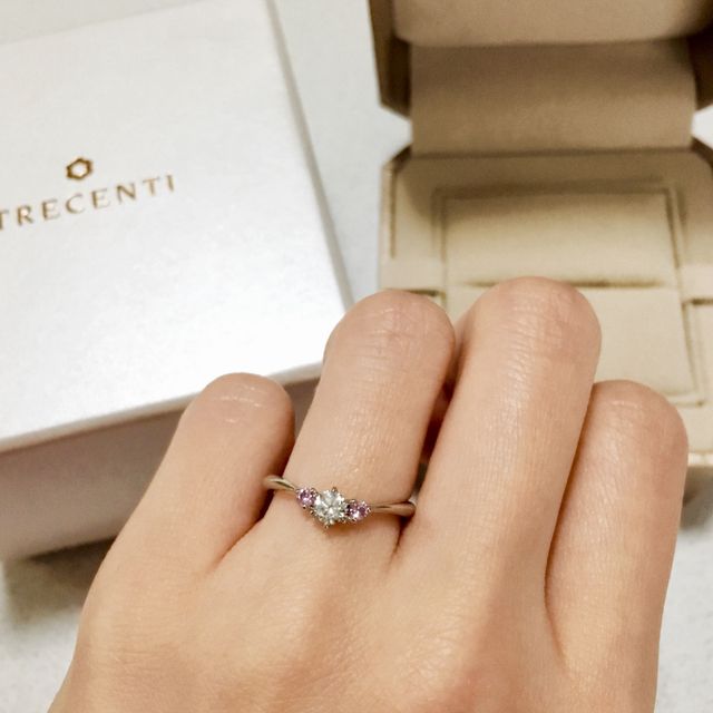 【TRECENTI(トレセンテ)の口コミ】 もともとあまり派手なデザインではないほうが良かったので、シンプルなも…