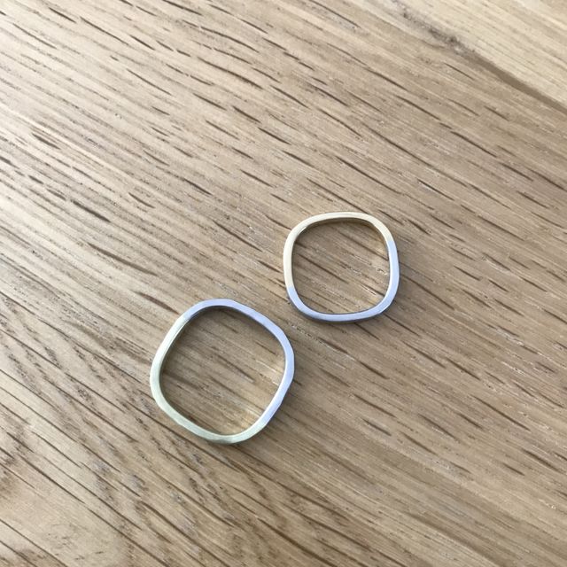 【mina.jewelry(ミナジュエリー)の口コミ】 有名なブランドの指輪も見てきましたが、ナチュラルな雰囲気が好きなため…