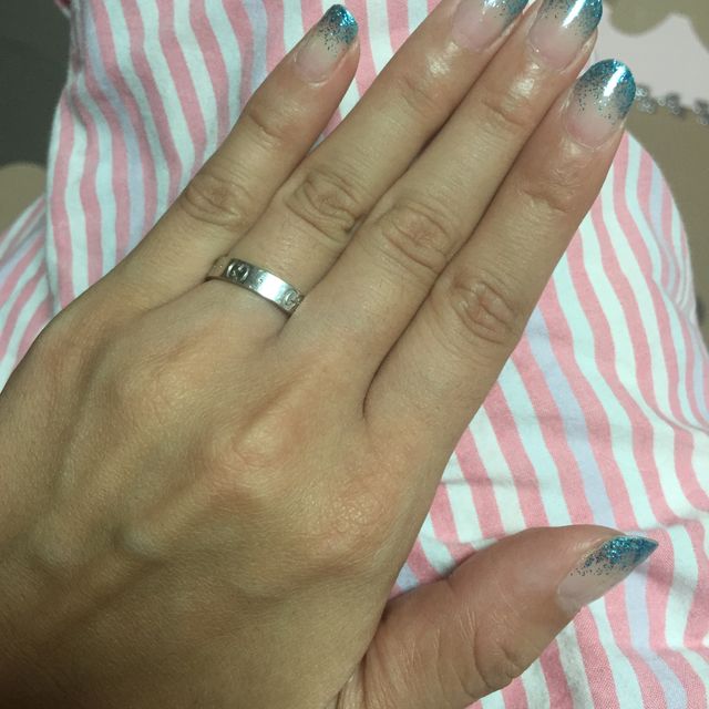 【グッチ(GUCCI)の口コミ】 シンプルで人気のデザイン！

主人がつけていてもオシャレで

すぐにお互…