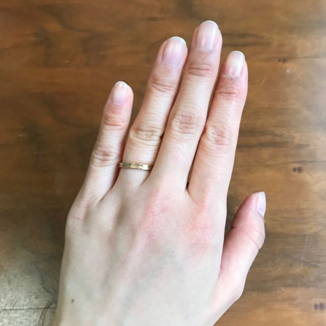 【voulez vous(ヴーレ・ヴー)の口コミ】 主人はシルバー、私は色黒なのでどうしてもピンクゴールドがよくどちらも…