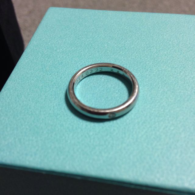 【ティファニー(Tiffany & Co.)の口コミ】 夫が私に内緒で購入してくれた婚約指輪がティファニーのダイヤモンドのエ…