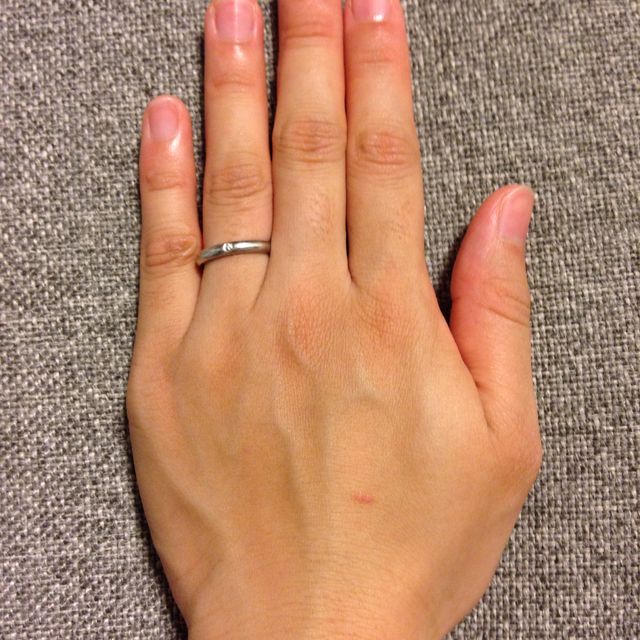 【ティファニー(Tiffany & Co.)の口コミ】 夫が私に内緒で購入してくれた婚約指輪がティファニーのダイヤモンドのエ…