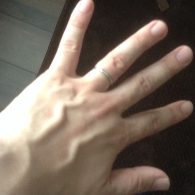 【A・D・A(エー・ディー・エー)の口コミ】 二人の指にあったデザインやブランドもあるとは思いますが、結婚指輪は一…