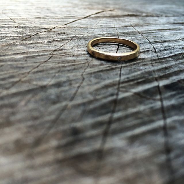 【AbHeri(アベリ)の口コミ】 もともと華奢なリングが好きで結婚指輪も細めの華奢なリングを探していま…