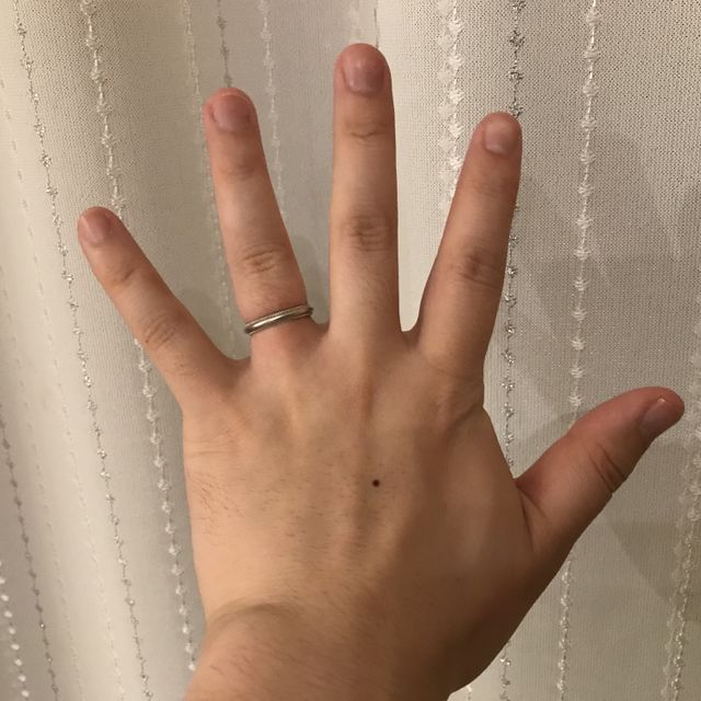 【ティファニー(Tiffany & Co.)の口コミ】 シルバーの指輪で色々なブランドを見て回ったのですが、やはりティファニ…