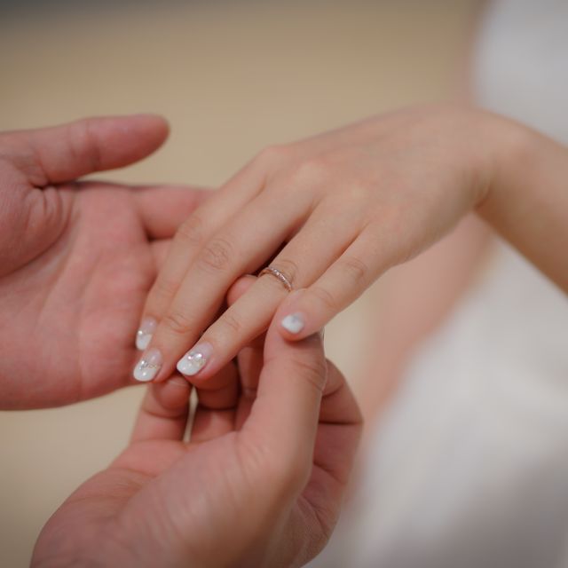 【SIENAROSE(シエナロゼ)の口コミ】 華奢なデザインで一目ぼれしたのと、カタログを見て、「しなやか」という…