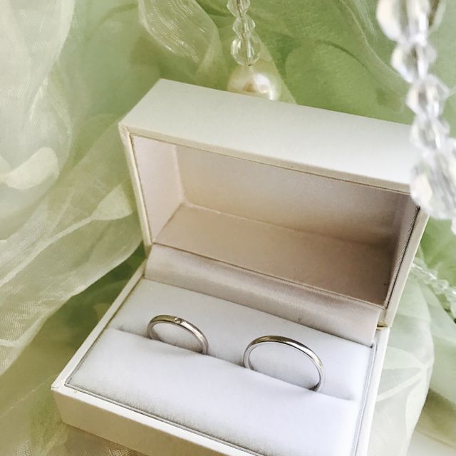 【SCARABE(スカラベ)の口コミ】 シンプルで価格もリーズナブルな物を探していた為、色々なブランドの指輪…