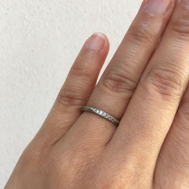 【銀座ダイヤモンドシライシの口コミ】 デザインがとても華やかで可愛くて、一目で気に入りました。
あまりゴツい…