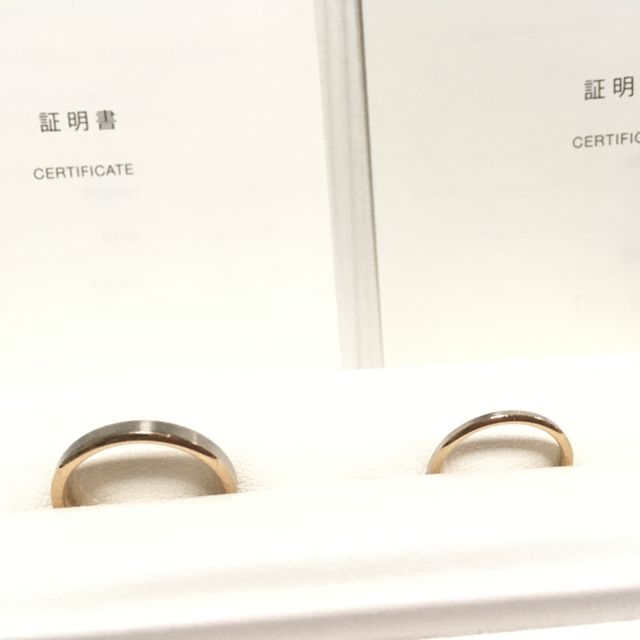 【俄(にわか)の口コミ】 仕事中でもさりげなく付けているものにしたかったので、シンプルで細いデ…