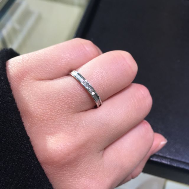 【PILOT BRIDAL(パイロットブライダル)の口コミ】 シンプルなものからダイヤでキラキラなものまで、いろいろなデザインの指…