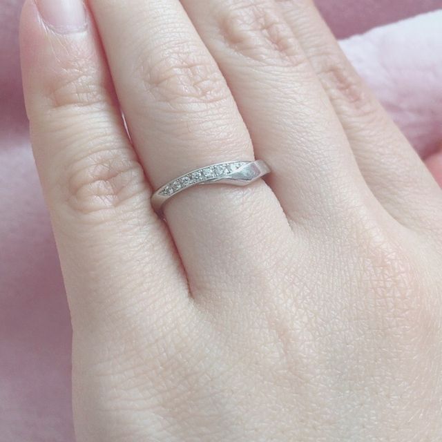 【俄(にわか)の口コミ】 結婚後も常に着用していたかったので家事などに支障がないデザインを選び…