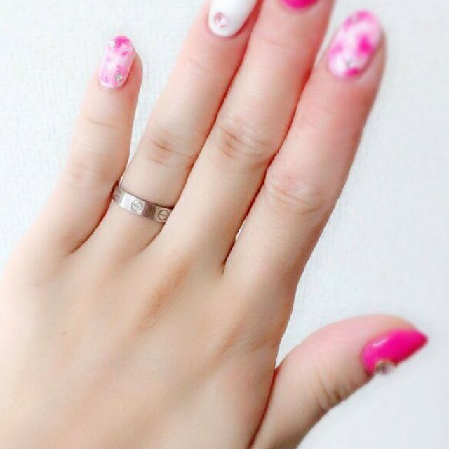 【カルティエ(Cartier)の口コミ】 元々そんなにブランドにこだわりのない私でしたが、夫がカルティエが良い…