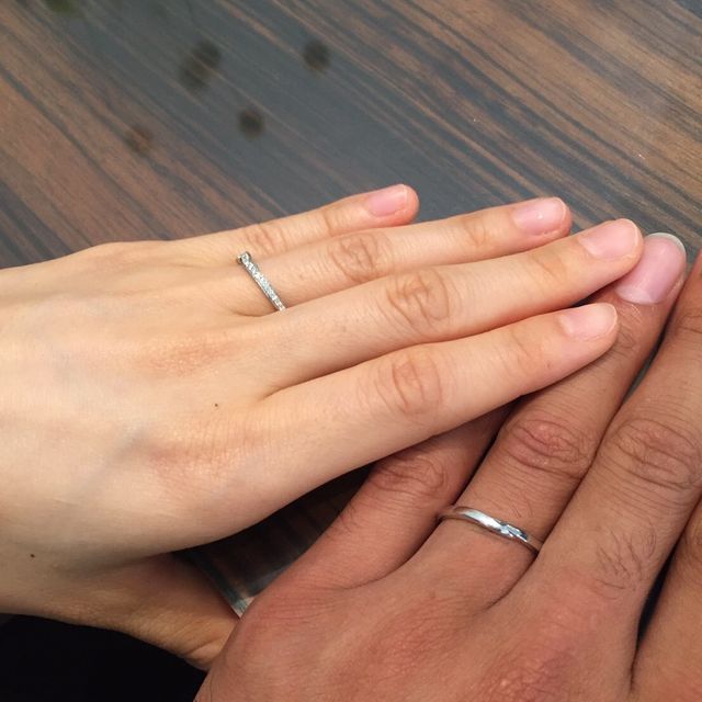 【俄(にわか)の口コミ】 珍しいデザインで即決！気に入った指輪に出会えてよかったです。なかなか…