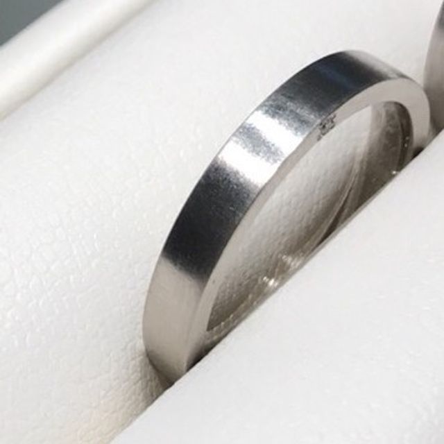 【HASUNA(ハスナ)の口コミ】 決め手は、エシカルジュエリーという点とデザイン性の2点です。
一生身に…