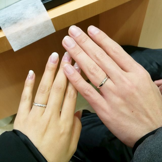 【PILOT BRIDAL(パイロットブライダル)の口コミ】 遠目でもキラッキラのハーフエタニティに大満足です。金属アレルギーなの…