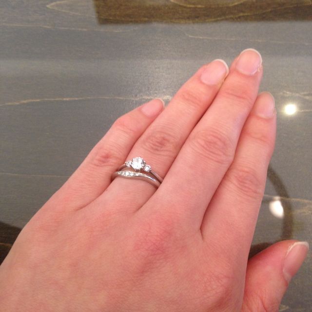 【JEWELRY  KAMATA(ジュエリーかまた)の口コミ】 マリッジリングの試着をしてきました！
婚約指輪はサプライズでプレゼント…