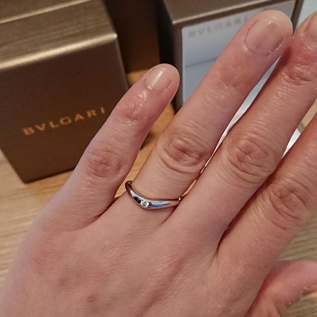 【ブルガリ(BVLGARI)の口コミ】 ブルガリ、カルティエ、ティファニーを見ました。主人はフェディのシンプ…