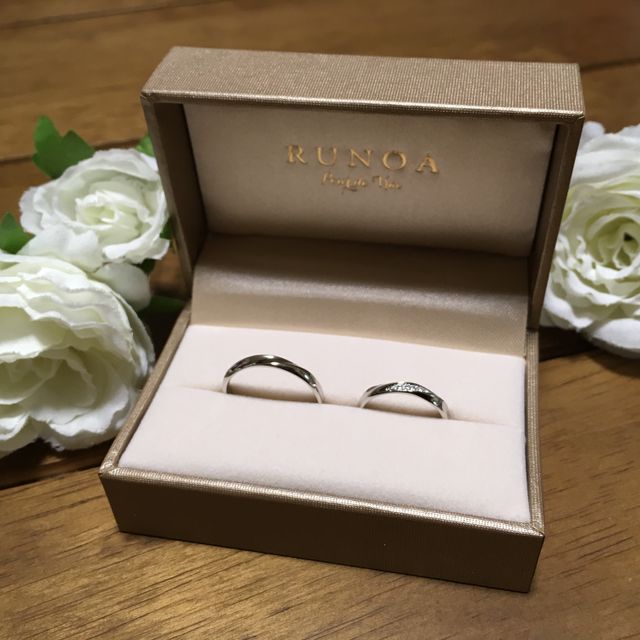 【RUNOA POUR de VRAI(プルドヴレ・ルノア)の口コミ】 プラチナのもので、デザインも素敵で、さらにリーズナブルなものを探して…
