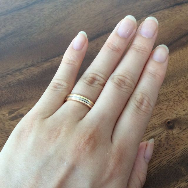 【カルティエ(Cartier)の口コミ】 ユニセックスなデザインなので、夫婦同じ物を身につけられるところが決め…