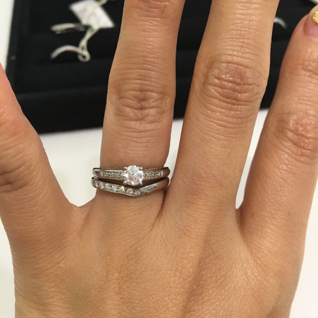 【Ponte Vecchio(ポンテヴェキオ)の口コミ】 女性側の結婚指輪は正直に言いますと、ある程度のデザインはだいたいどの…