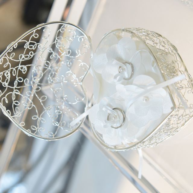 【Ponte Vecchio(ポンテヴェキオ)の口コミ】 女性側の結婚指輪は正直に言いますと、ある程度のデザインはだいたいどの…