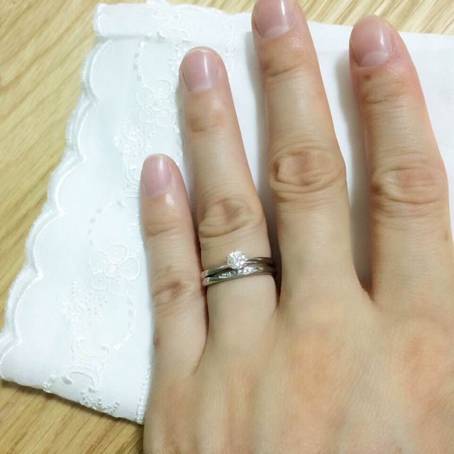 【俄(にわか)の口コミ】 いくつも試着しましたが、一番シンプルであきのこないデザインにしました…