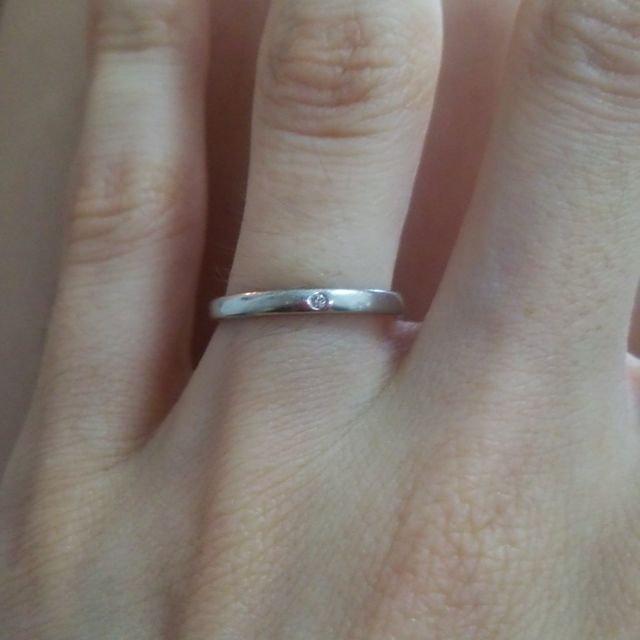 【サマンサティアラブライダル(Samantha Tiara Bridal)の口コミ】 正直そこまでメジャーな結婚指輪のブランドではないかもしれませんが、お…