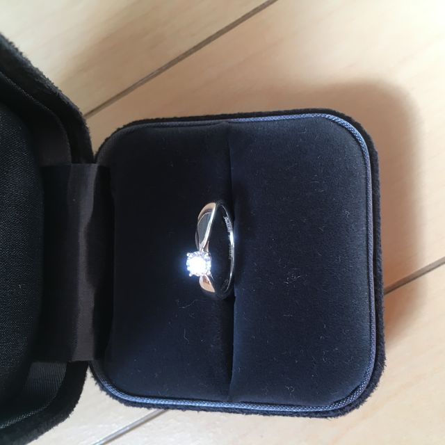 【ティファニー(Tiffany & Co.)の口コミ】 ティファニーのデザインが好きだったのと、大手のブランドということで選…