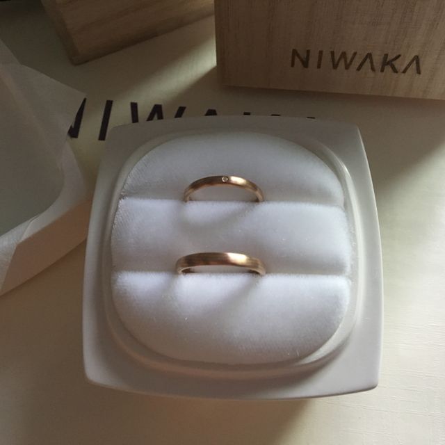 【俄(にわか)の口コミ】 わたしも主人も、あまりキラキラしたものに魅力を感じず、少しアンティー…