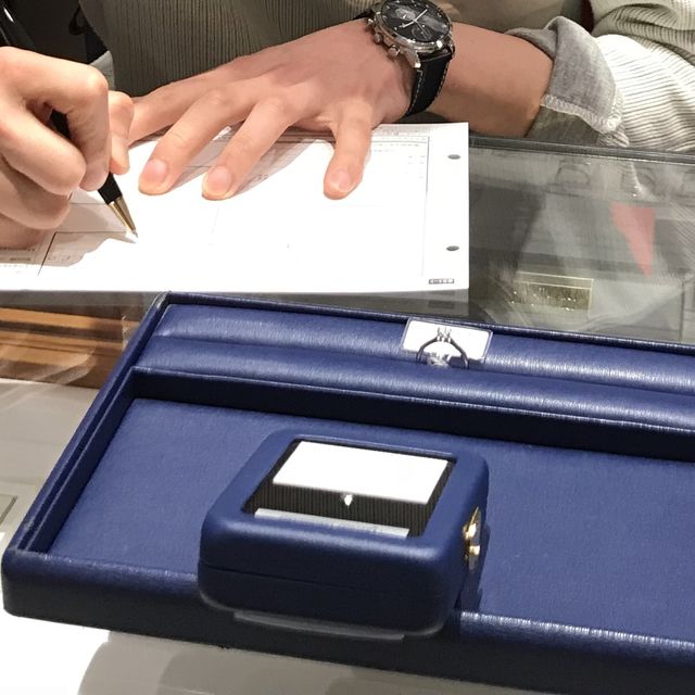 【銀座ダイヤモンドシライシの口コミ】 彼女の雰囲気に合うデザインと、ダイヤモンドの美しさです。指輪、ダイヤ…